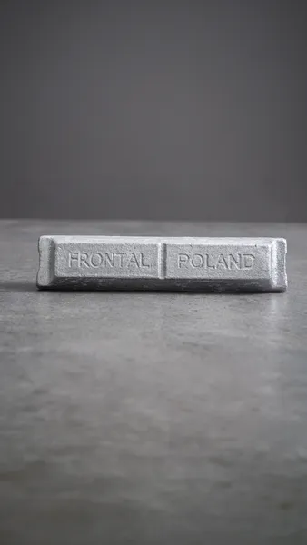 Produktowe z wykorzystaniem AI Pion.webp